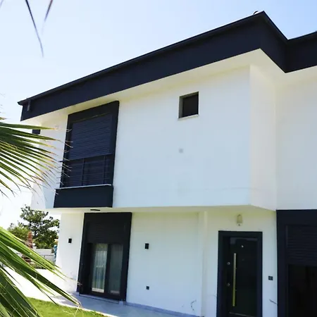 Guru Efeler Villa