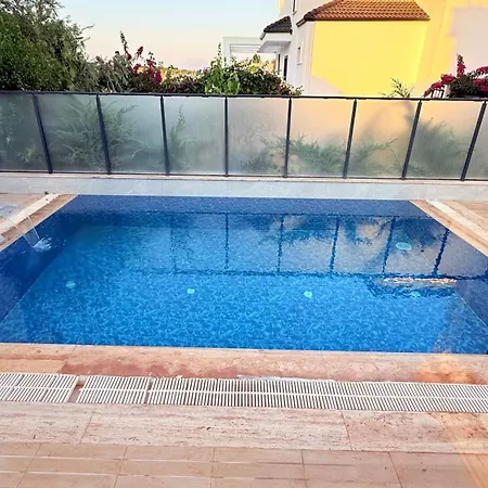 Villa Guru Efeler *